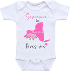 Daiichiban Designs Someone in New York loves me baby clothes Personalized gift for baby