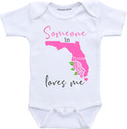 Daiichiban Designs Someone in Iowa loves me baby clothes infant creeper State customized gifts for babies