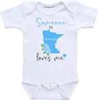 Daiichiban Designs Someone in Illinois loves me baby clothes infant creeper State customized gifts for babies