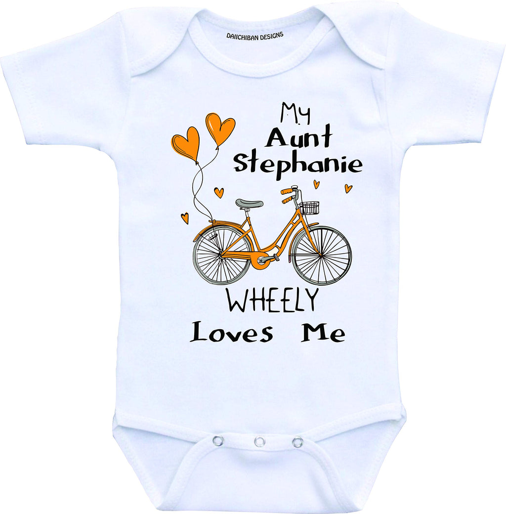 My Aunt loves me baby clothes nephew niece gifts from Auntie (18 months)
