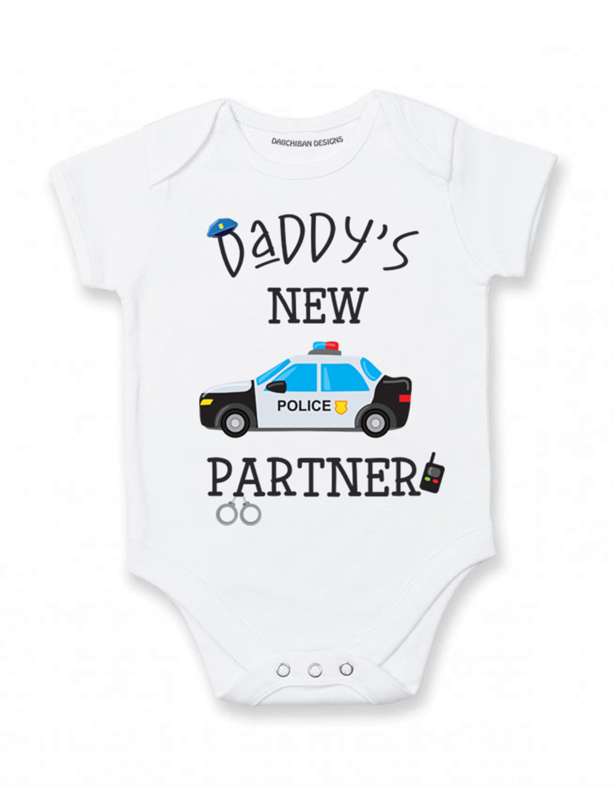 Daiichiban Designs Baby Bodysuit “Daddy’s New Partner” – Cute Police-Themed Infant One-Piece – Law Enforcement Baby Gift